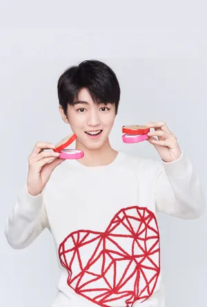 TFBOYS王俊凯兰蔻代言写真图片_2