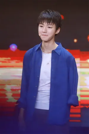 王俊凯《演员的诞生》舞台写真图片_6