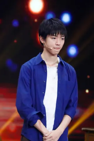 王俊凯《演员的诞生》舞台写真图片_7