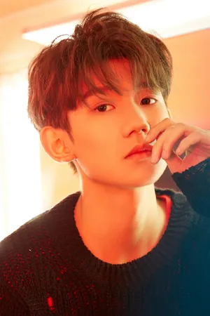tfboys王源百变帅气写真图片_3