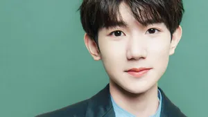 tfboys王源时尚帅气图片_2