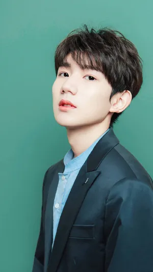tfboys王源时尚帅气图片_3