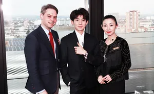 王源瑞士活动照图片_12