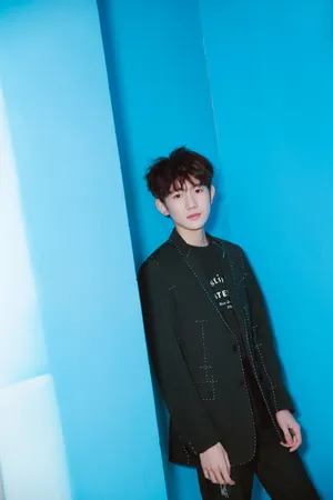 tfboys王源帅气高清图片
