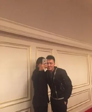 冯绍峰2015年生活照合辑韩寒崔永元时常来访_6