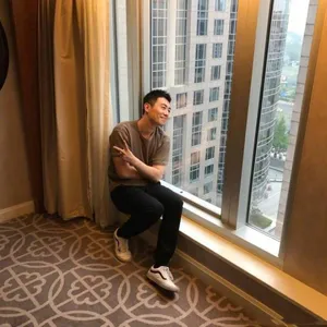 朱亚文图片：雅痞风写真男人味十足_7