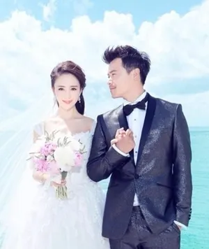 陈思成佟丽娅唯美婚纱照图片_7