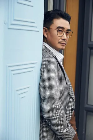 徐光宇春日时尚写真徐光宇图片_2
