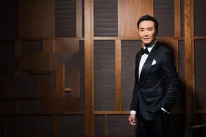 达康书记吴刚时尚杂志写真图片