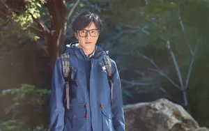 薛之谦户外登山写真高清图片_5