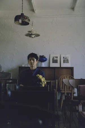 刘昊然帅气胶片风写真图片_4