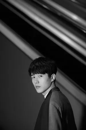 刘昊然最新时尚杂志封面大片写真图片_3