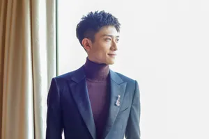 张一山微博之夜高清图片