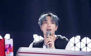 王一博创造101公演剧照帅气图片_6