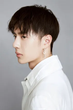 王一博冷峻型男最新白衣写真高清图片_2