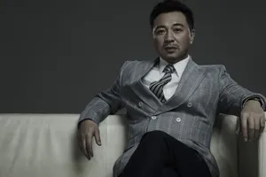 张晞临优雅绅士写真图片第1张