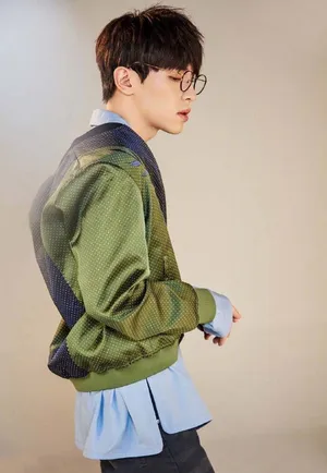 邓伦最新慵懒写真图片_5