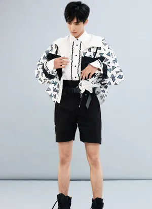 宋威龙大长腿帅气写真高清图片_4