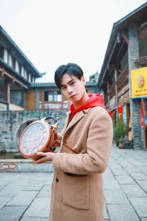 胡一天帅气高清图片_2