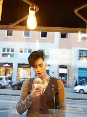 胡一天时尚写真图片_12