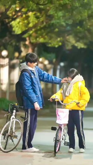 胡一天沈月《致我们单纯的小美好》情侣剧照图片_8
