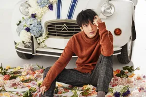 罗云熙绅士汽车时尚大片图片_7
