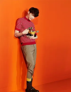 罗云熙时尚潮流杂志写真图片_4