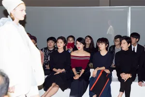 王泷正纯黑简约时尚帅气写真图片_10