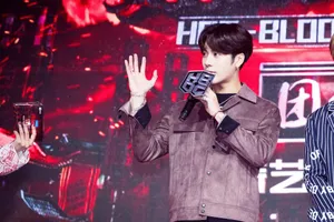 王嘉尔《热血街舞团》发布会高清图片_4