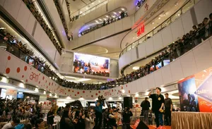 王嘉尔香港拍手会现场写真图片_2