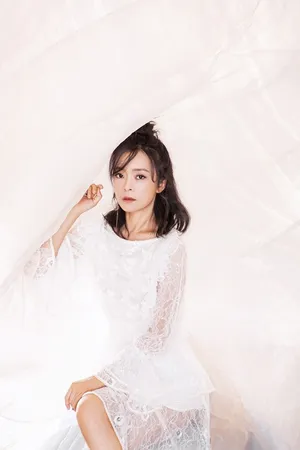 王嘉眼神纯净仙气迷人别样写真图片_4