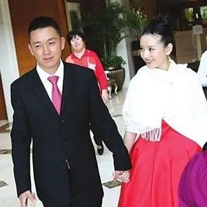 董洁潘粤明离婚前20个甜蜜瞬间_16