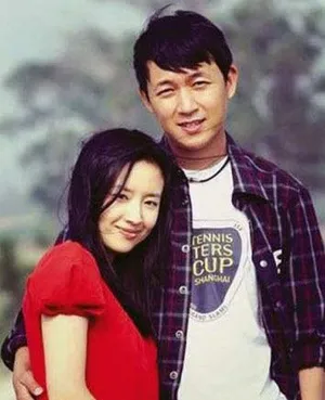 潘粤明董洁尚被曝未离婚七年情路大盘点_20