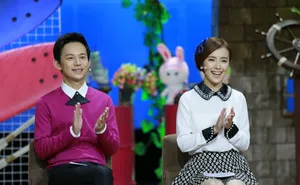 老爸老妈看我的现场照何炅潘粤明又哭又笑_6