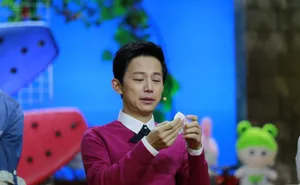老爸老妈看我的现场照何炅潘粤明又哭又笑_7