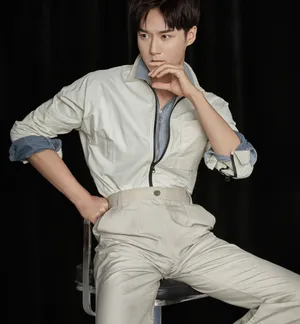 气质型男茅子俊高冷范时尚写真图片_8
