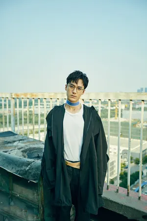 潮流酷boy茅子俊杂志封面图片_3
