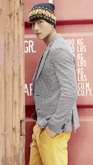 张峻宁魅力性感型男时尚写真图片_2