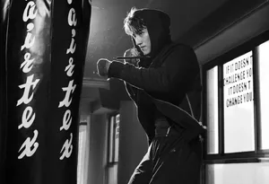 张峻宁运动型男性感时尚写真图片_8