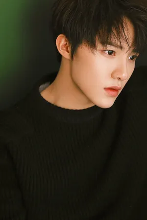 黄圣池黑衣淡雅气质写真图片_3