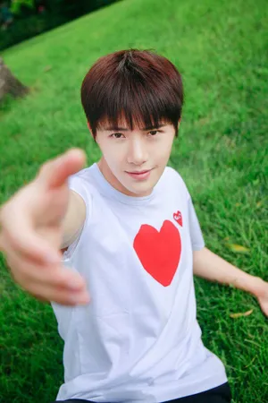 黄圣池阳光男孩校园写真纯真可爱_3