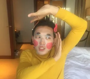 李现精分搞怪写真图片