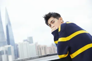 李现休闲时尚街头风写真图片_6