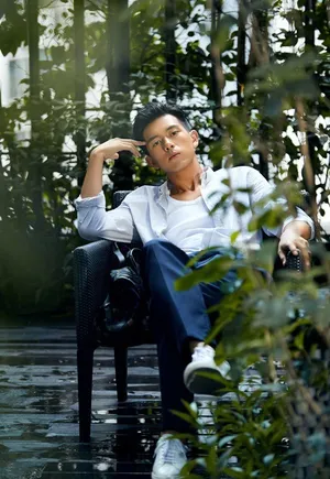 李现帅气写真高清图片