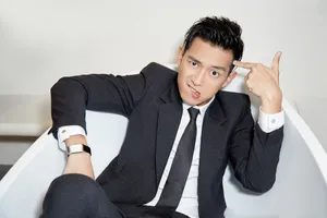 李现浴缸搞怪高清图片_1