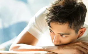 李现时尚型男魅力街拍图片_2