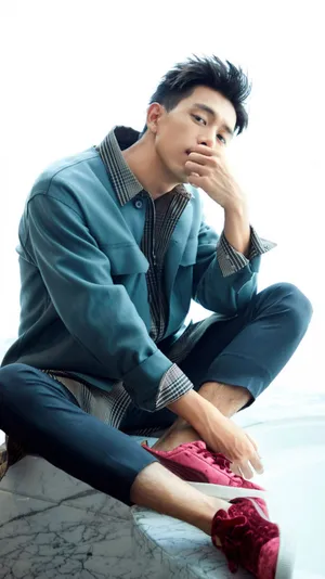 李现男友力十足休闲写真图片_3