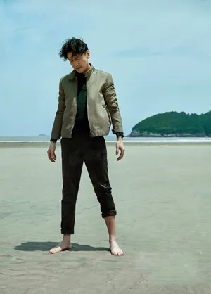 雷佳音文艺帅气时尚杂志封面图片_4