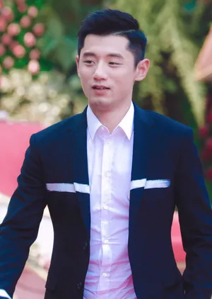 张继科黑色西装帅气活动现场照片_6