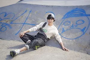 超能少年侯明昊《Easy》杂志写真图片_4